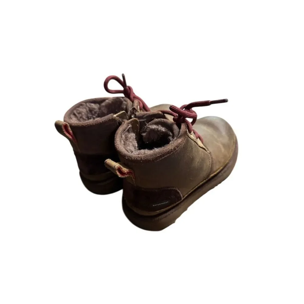 UGG neumel ii